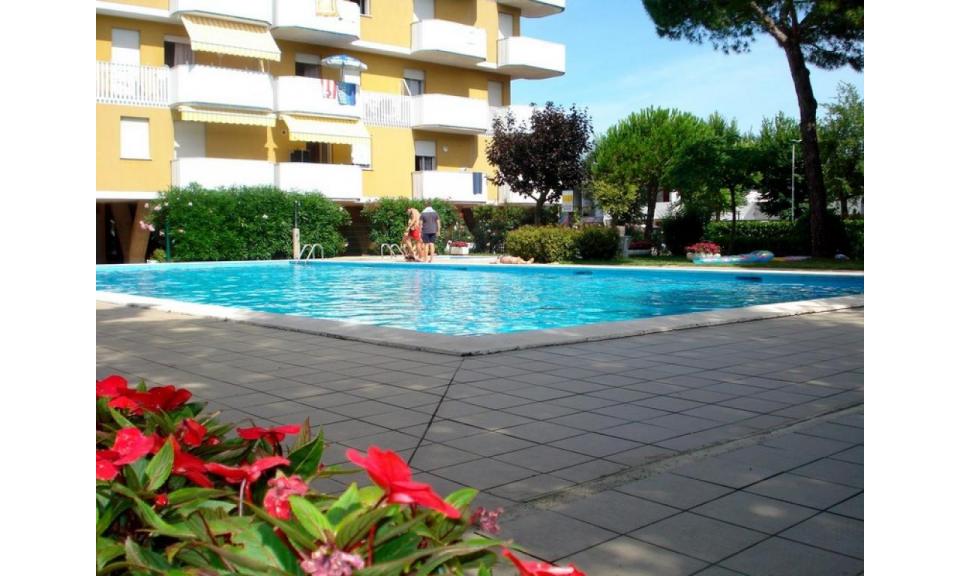 apartments AURORA: swimming-pool