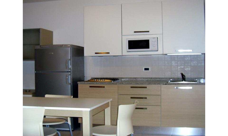 apartmanok ZENITH: felújított konyhasarok (példa)