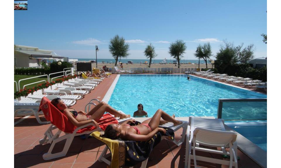 hotel EUROPA: piscina