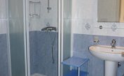 apartments LOS NIDOS: C6 - bathroom with a shower enclosure (example)