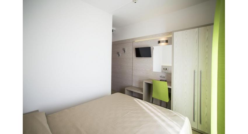 hotel TOURING: Standard - felújított szoba (példa)