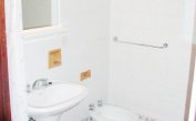 appartamenti HOLIDAY: A2 - bagno (esempio)