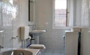 residence TAMERICI: D6 - bathroom (example)