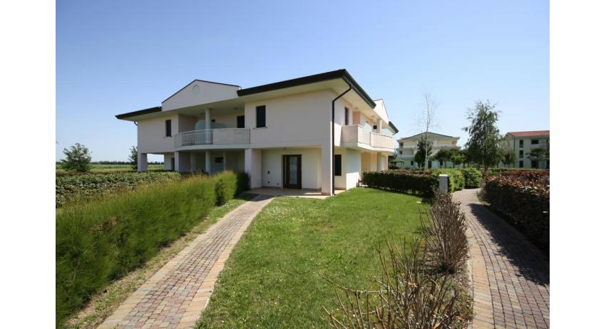 residence GIARDINI DI ALTEA: B5/V - external view (example)