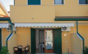 Residence VILLAGGIO DEI FIORI: A4 - Parterre (Beispiel)