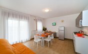 Residence GALLERIA GRAN MADO: B5 Standard - Wohnzimmer (Beispiel)