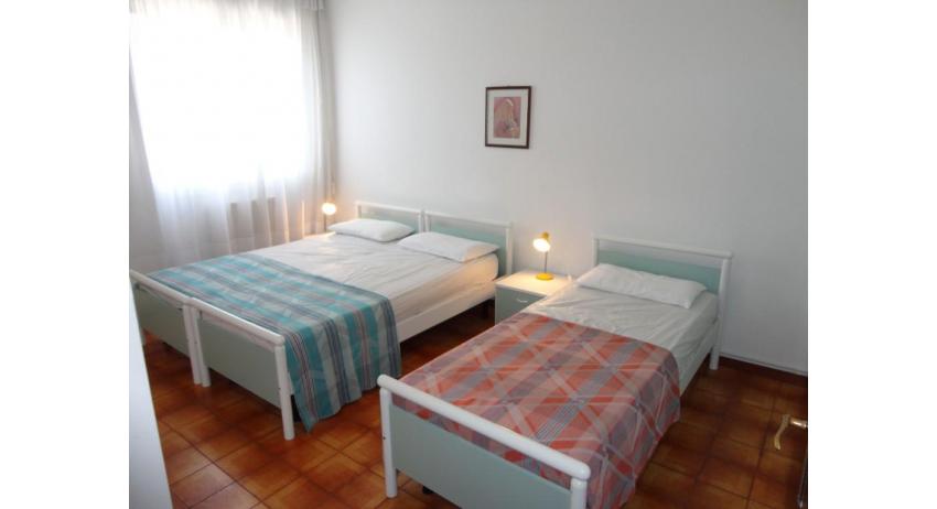 appartament ACAPULCO: B5 - chambre à 3 lits (exemple)