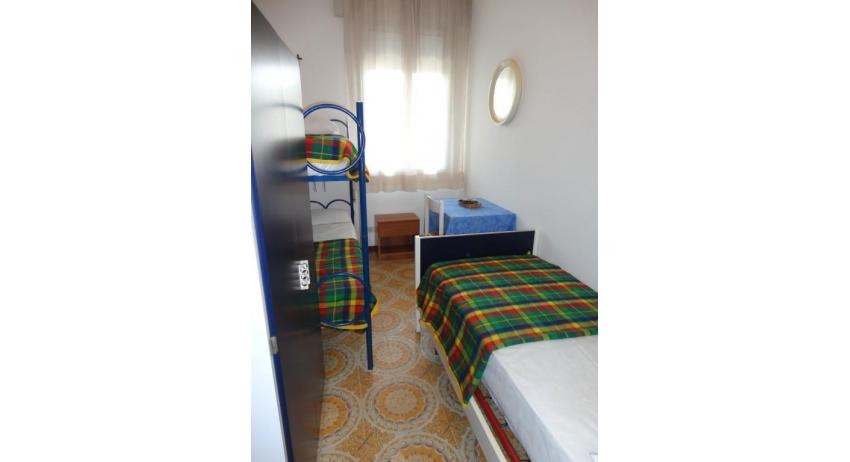 Ferienwohnungen MARCO POLO: C6/7 - Schlafzimmer mit Stockbett (Beispiel)