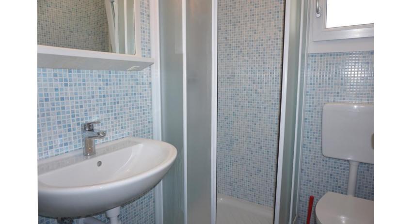 apartments LE PLEIADI: C6/1 - bathroom (example)